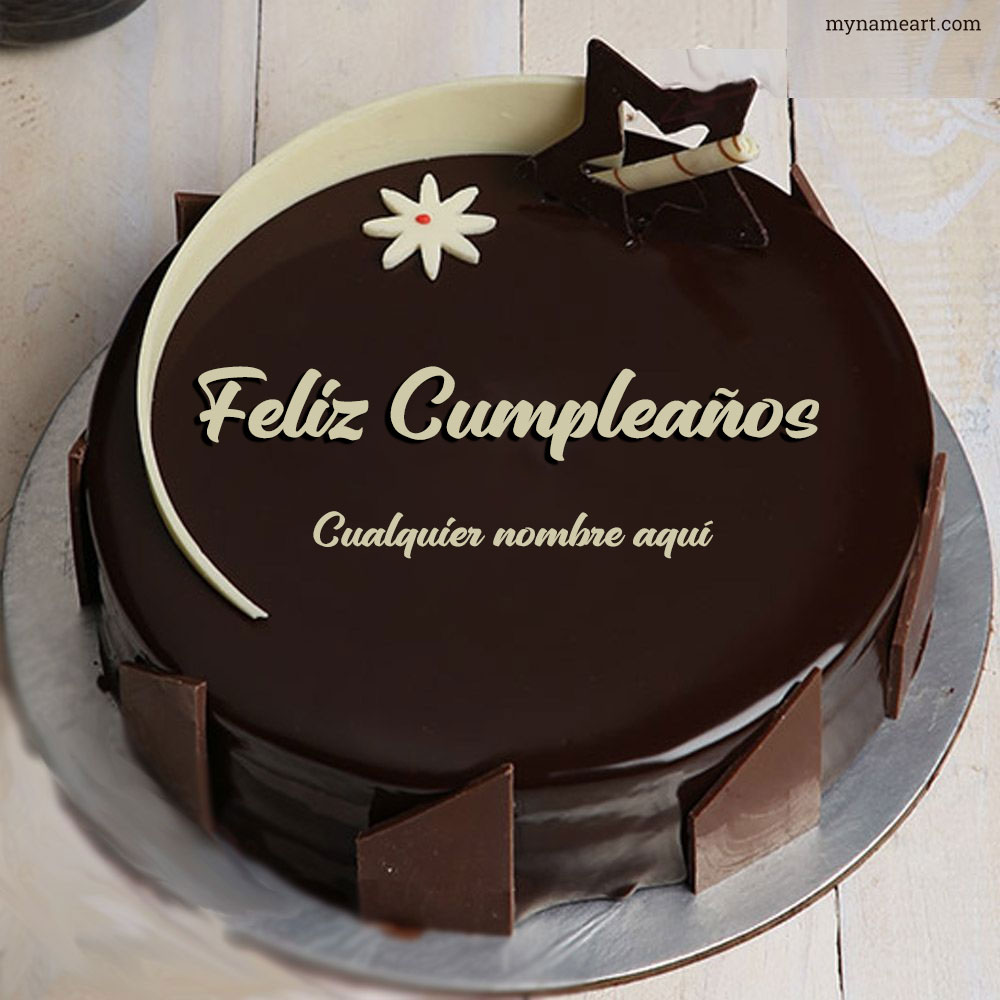 Torta Feliz Cumpleaños De Chocolate Negro Con Nombre